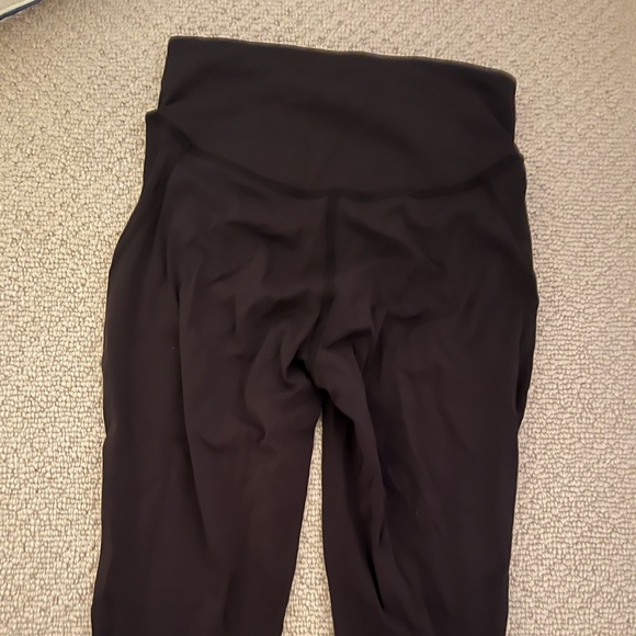 Wunder Under Black Lululemon leggings - Picture 2 of 3